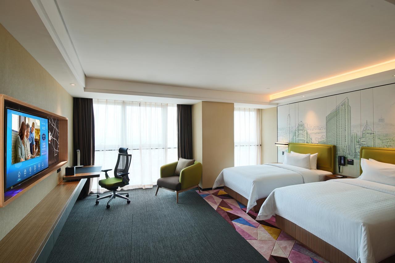 Hampton By Hilton Zhongshan Nanlang Zewnętrze zdjęcie
