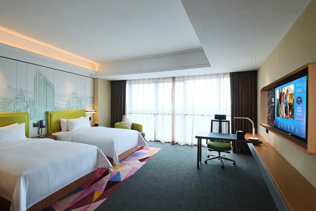 Hampton By Hilton Zhongshan Nanlang Zewnętrze zdjęcie
